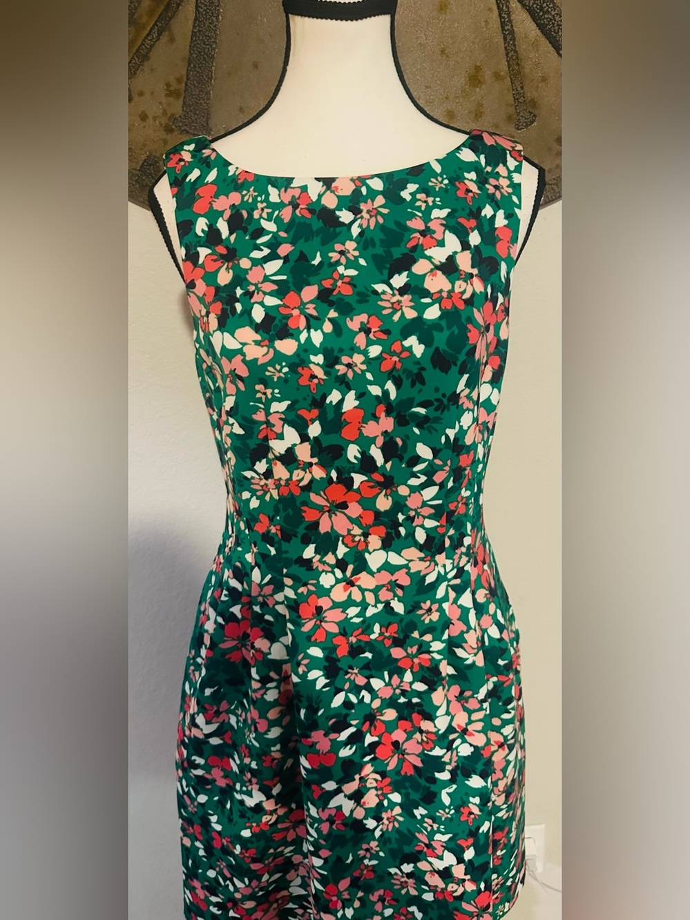 Vince Camuto Green Floral Sheath Dress with Pink & White Accents
